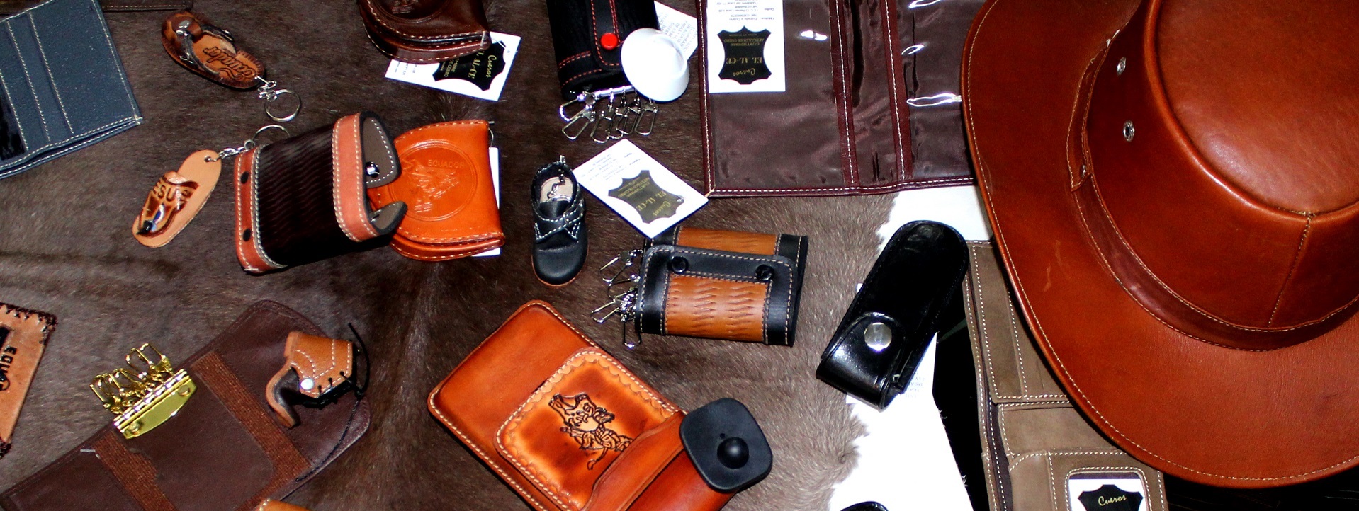 Cueros EL AL-CE. Contamos con variedad de productos de cuero.